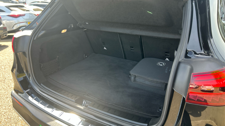 Mercedes-Benz Eqa 350 4M 215kW AMG Line Executive 66.5kWh 5dr At Electric Hatchback